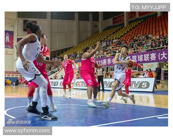 2012年广东队与新疆队季后赛激战回顾与精彩瞬间分析 2012年广东队与新疆队季后赛激战回顾与精彩瞬间分析